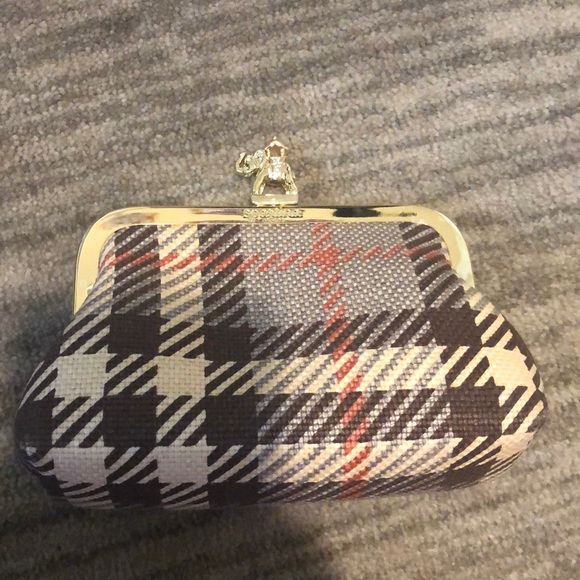 Handbags - ⭐️3/$10⭐️ Small clutch type bag